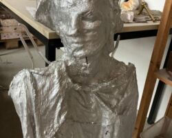 Detailansicht "Casper"
Rohfassung ohne Farbfassung und Vergoldung nach Aluguss, November 2022